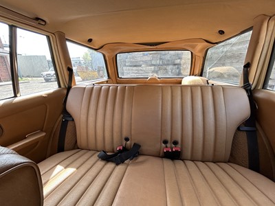 Lot 118 - 1986 Mercedes-Benz 240 TD Estate