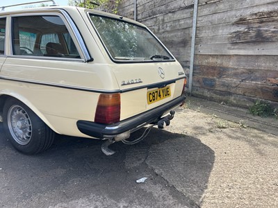 Lot 118 - 1986 Mercedes-Benz 240 TD Estate