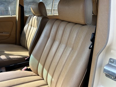 Lot 118 - 1986 Mercedes-Benz 240 TD Estate