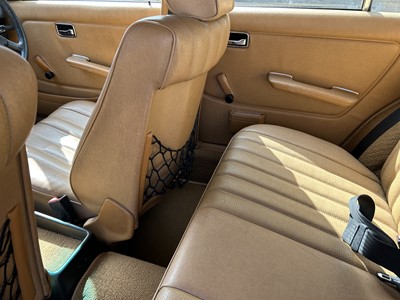 Lot 118 - 1986 Mercedes-Benz 240 TD Estate