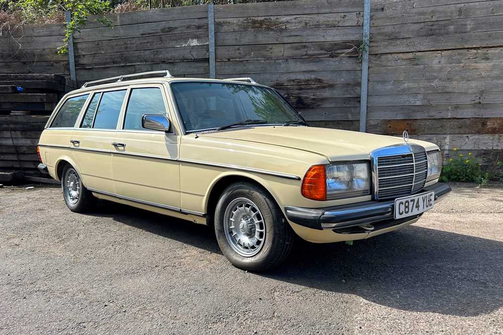 Lot 118 - 1986 Mercedes-Benz 240 TD Estate