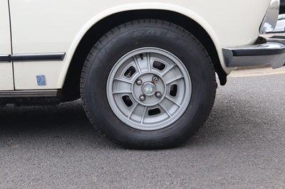 Lot 19 - 1973 BMW 2002 Baur Cabriolet