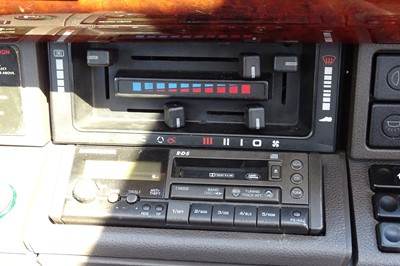 Lot 98 - 1993 Range Rover Vogue 4.2 LSE