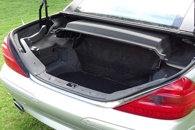 Lot 61 - 2004 Mercedes-Benz SL 500
