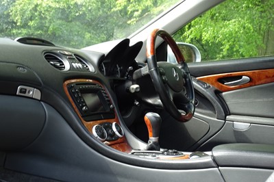 Lot 61 - 2004 Mercedes-Benz SL 500