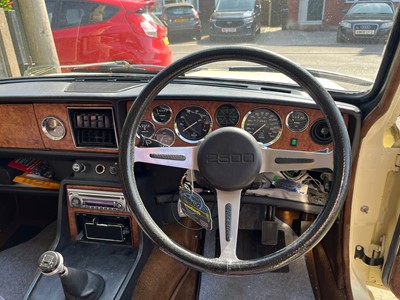 Lot 129 - 1976 Triumph 2500 S