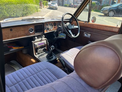 Lot 129 - 1976 Triumph 2500 S