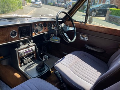 Lot 129 - 1976 Triumph 2500 S
