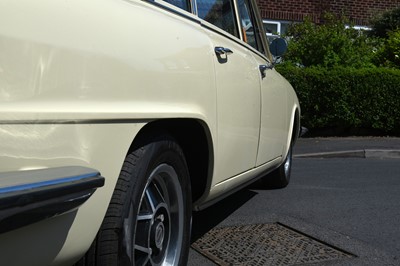 Lot 129 - 1976 Triumph 2500 S