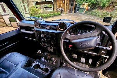 Lot 84 - 2015 Land Rover Defender 110 Pick-Up