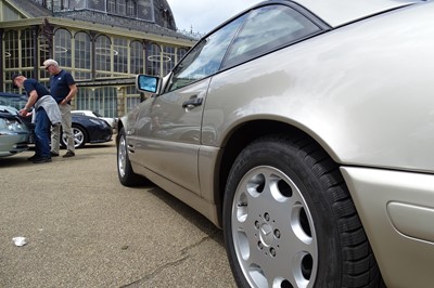 Lot 122 - 1998 Mercedes-Benz SL 280