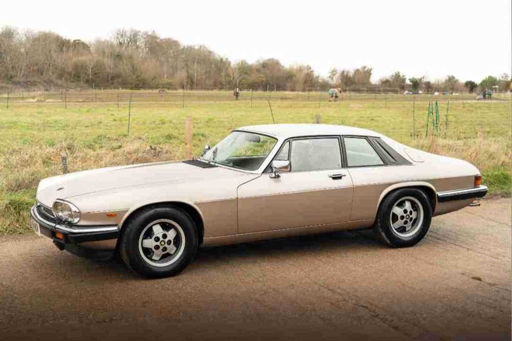 Lot 132 - 1988 Jaguar XJ-S HE V12