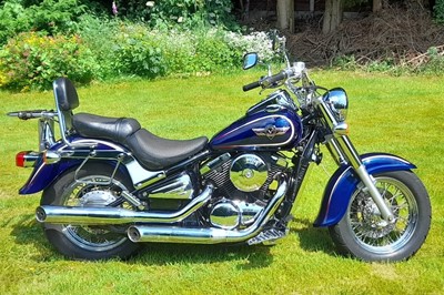 Lot 2002 Kawasaki VN800 Classic