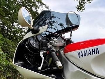 Lot 215 - 1989 Yamaha FZR1000 Exup