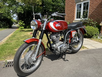 Lot 1966 Ducati 250