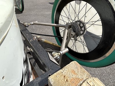 Lot c.2001 Gravity Racer
