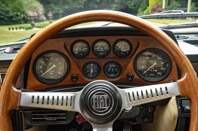 Lot 77 - 1971 Fiat Dino 2.4