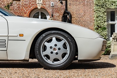 Lot 22 - 1992 Porsche 944 S2 SE