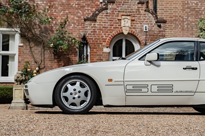 Lot 22 - 1992 Porsche 944 S2 SE