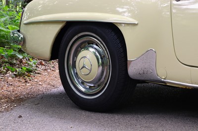 Lot 23 - 1962 Mercedes-Benz 190 SL