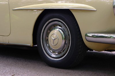 Lot 23 - 1962 Mercedes-Benz 190 SL