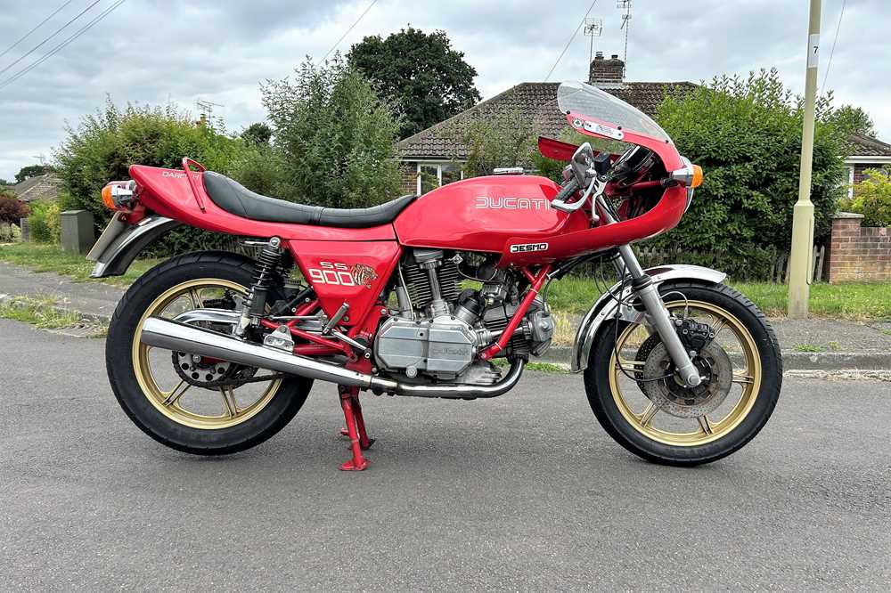 Lot 246 - 1981 Ducati 900 SSD Darmah