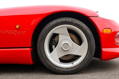 Lot 11 - 1995 Dodge Viper RT/10 Roadster