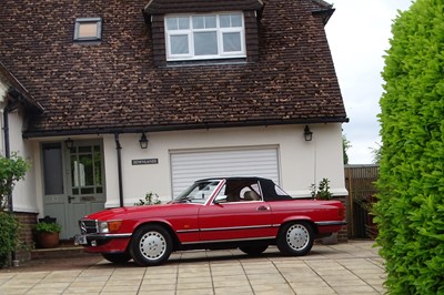 Lot 33 - 1988 Mercedes-Benz 300 SL