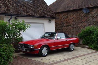 Lot 33 - 1988 Mercedes-Benz 300 SL