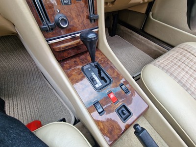 Lot 33 - 1988 Mercedes-Benz 300 SL