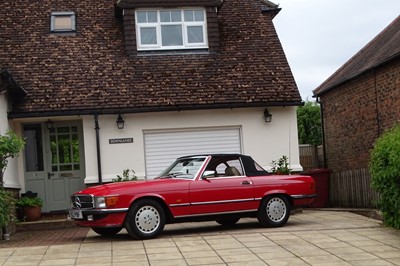 Lot 33 - 1988 Mercedes-Benz 300 SL