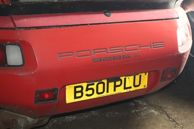Lot 60 - 1985 Porsche 928 S2