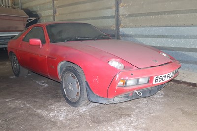 Lot 60 - 1985 Porsche 928 S2