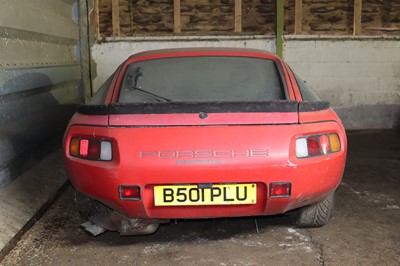Lot 60 - 1985 Porsche 928 S2