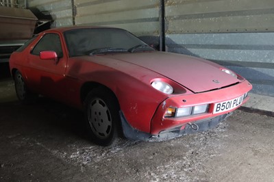 Lot 60 - 1985 Porsche 928 S2