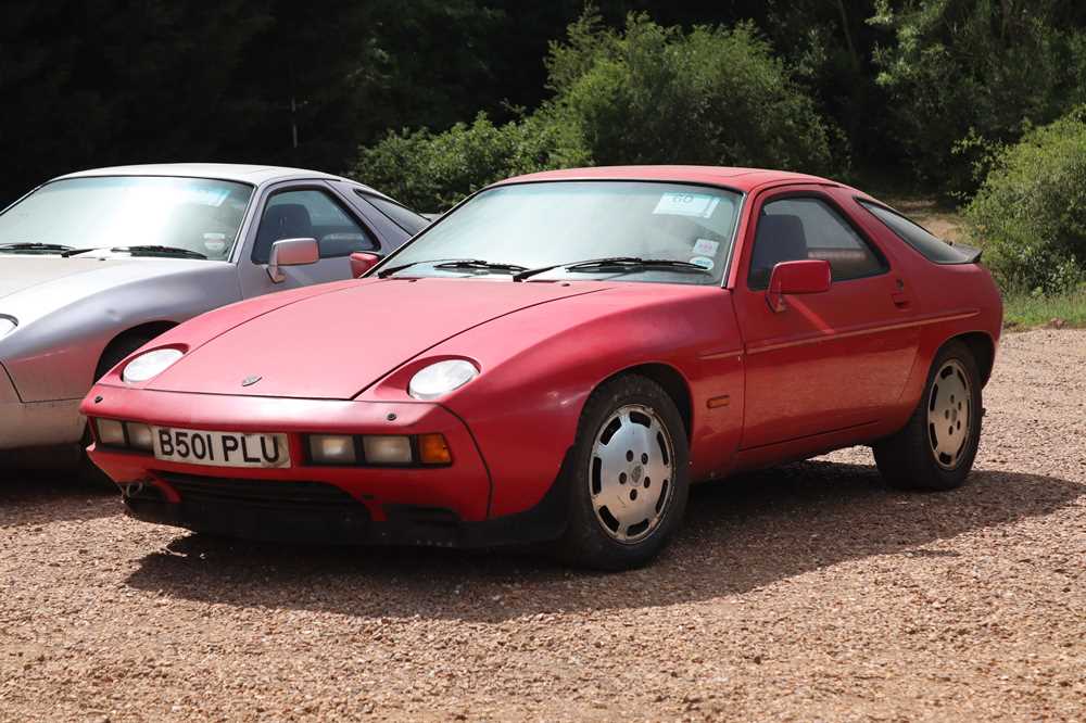Lot 60 - 1985 Porsche 928 S2