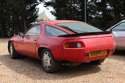 Lot 60 - 1985 Porsche 928 S2