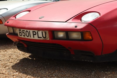 Lot 60 - 1985 Porsche 928 S2