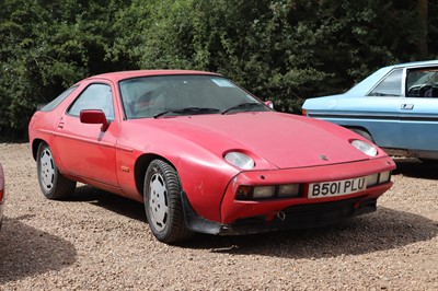 Lot 60 - 1985 Porsche 928 S2