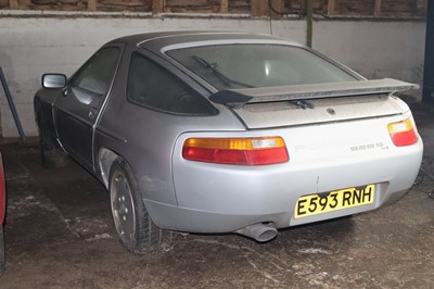 Lot 43 - 1988 Porsche 928 S4