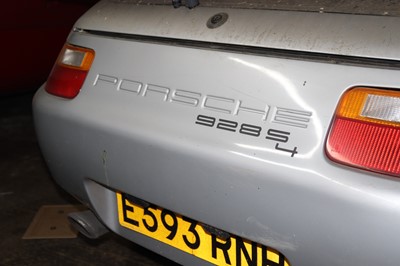 Lot 43 - 1988 Porsche 928 S4