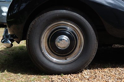 Lot 82 - 1950 Bentley MkVI Saloon