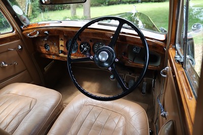 Lot 82 - 1950 Bentley MkVI Saloon