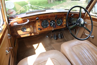 Lot 82 - 1950 Bentley MkVI Saloon