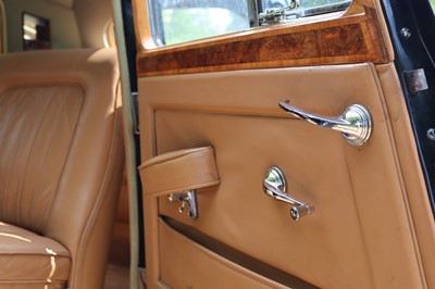 Lot 82 - 1950 Bentley MkVI Saloon