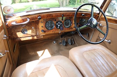 Lot 82 - 1950 Bentley MkVI Saloon
