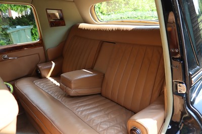 Lot 82 - 1950 Bentley MkVI Saloon