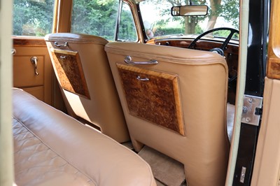 Lot 82 - 1950 Bentley MkVI Saloon