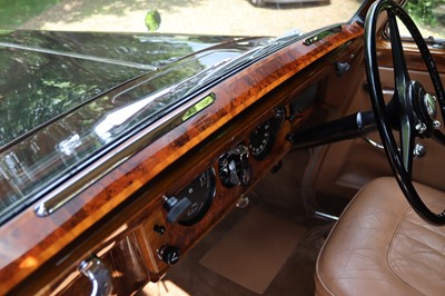 Lot 82 - 1950 Bentley MkVI Saloon