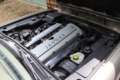 Lot 18 - 1995 Jaguar XJ6 3.2 Sovereign